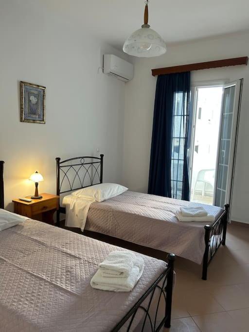 Fotini'S Apartment Naxos City ภายนอก รูปภาพ