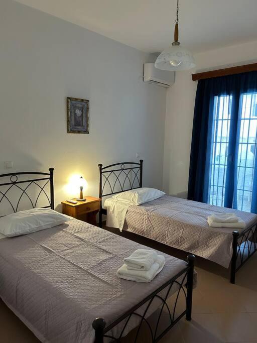 Fotini'S Apartment Naxos City ภายนอก รูปภาพ
